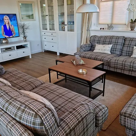 Prázdninový dům Ostsee-wellnesslandhaus Mit Sauna, Jacuzzi, Innenwhirlpool *